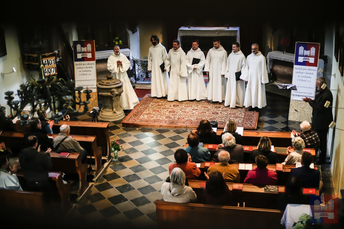 (01/14) Na první benefiční koncert pro cítovské varhany byl pozván sbor Schola Gregoriana Pragensis